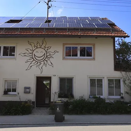 Sonnenhaus 아파트 Bidingen